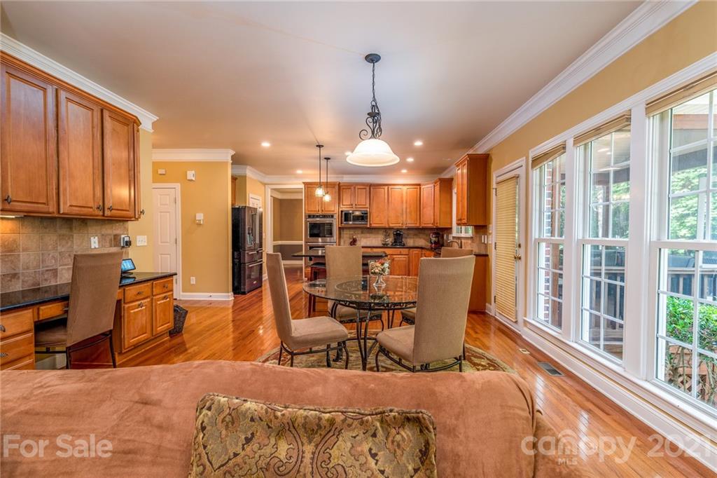 16604 Turtle Point Road Charlotte, NC 28278 - Photo 14 of 48 Gallery Image 14
