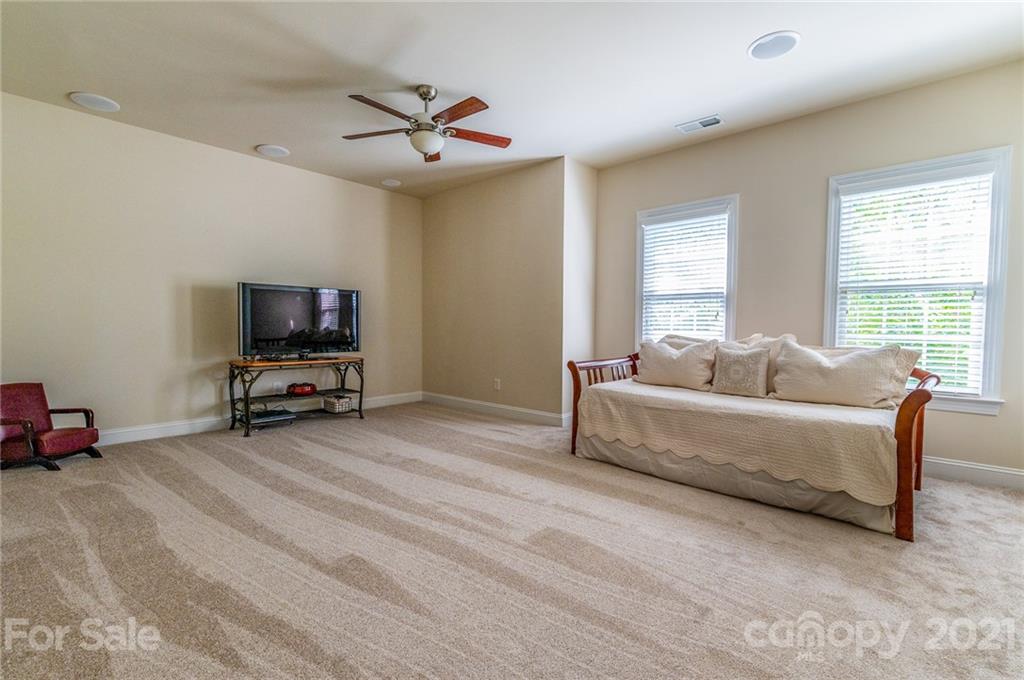16604 Turtle Point Road Charlotte, NC 28278 - Photo 31 of 48 Gallery Image 31