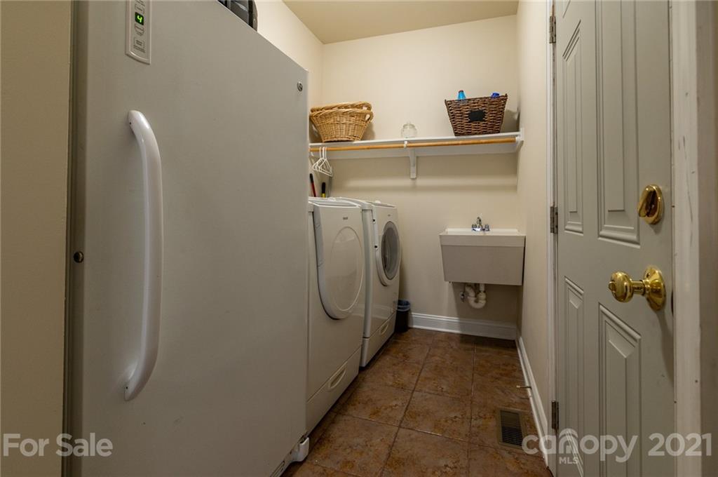 16604 Turtle Point Road Charlotte, NC 28278 - Photo 35 of 48 Gallery Image 35