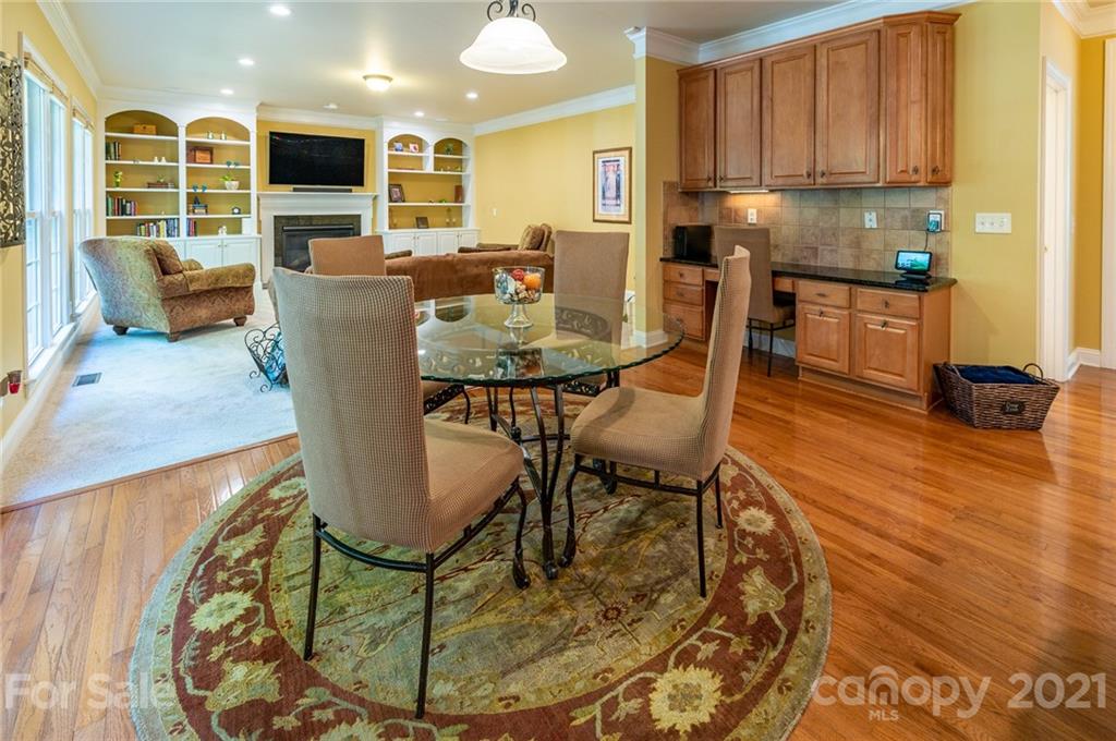 16604 Turtle Point Road Charlotte, NC 28278 - Photo 9 of 48 Gallery Image 9