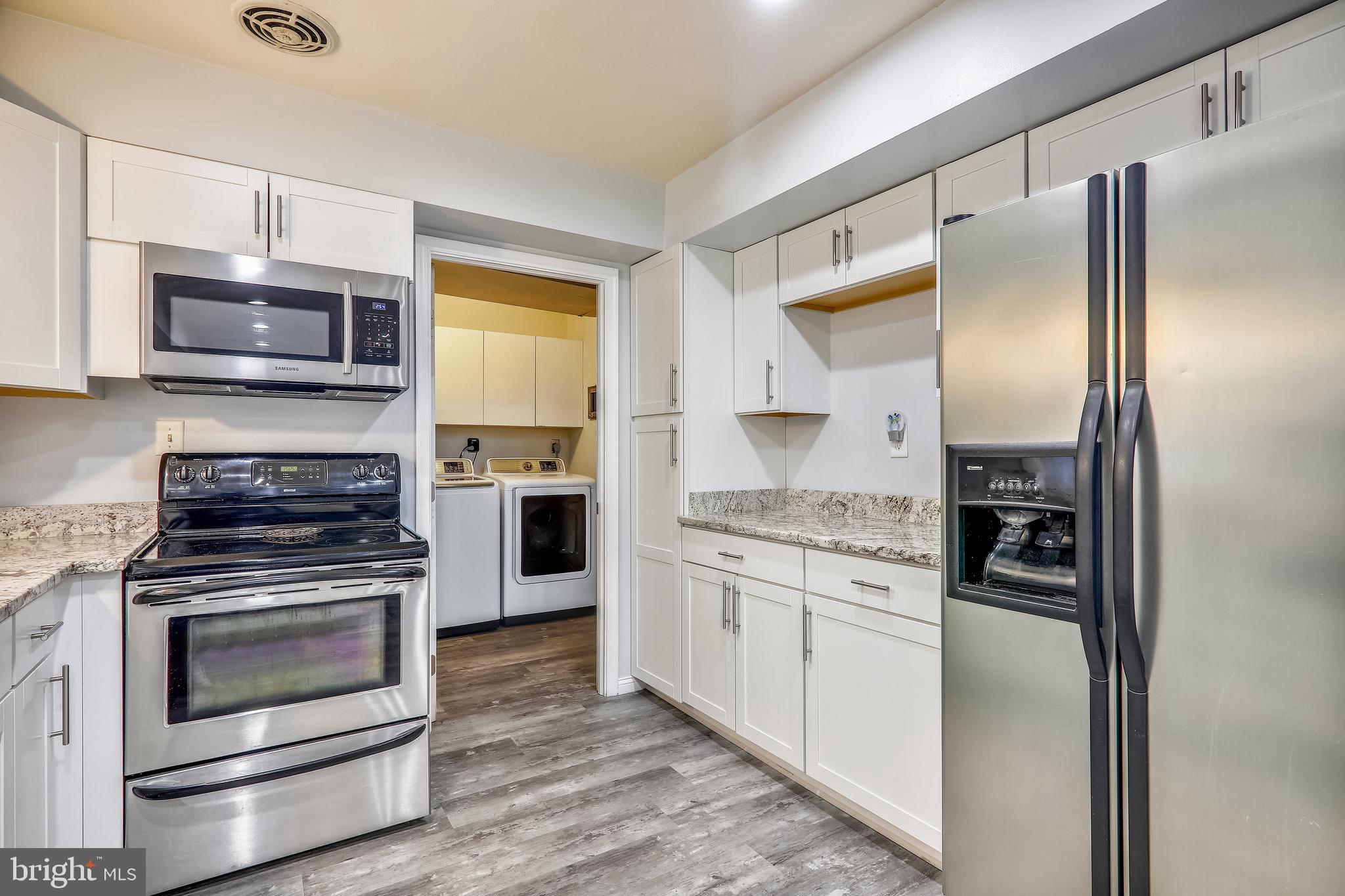 12604 Kingsfield Lane Bowie, MD 20715 - Photo 4 of 35