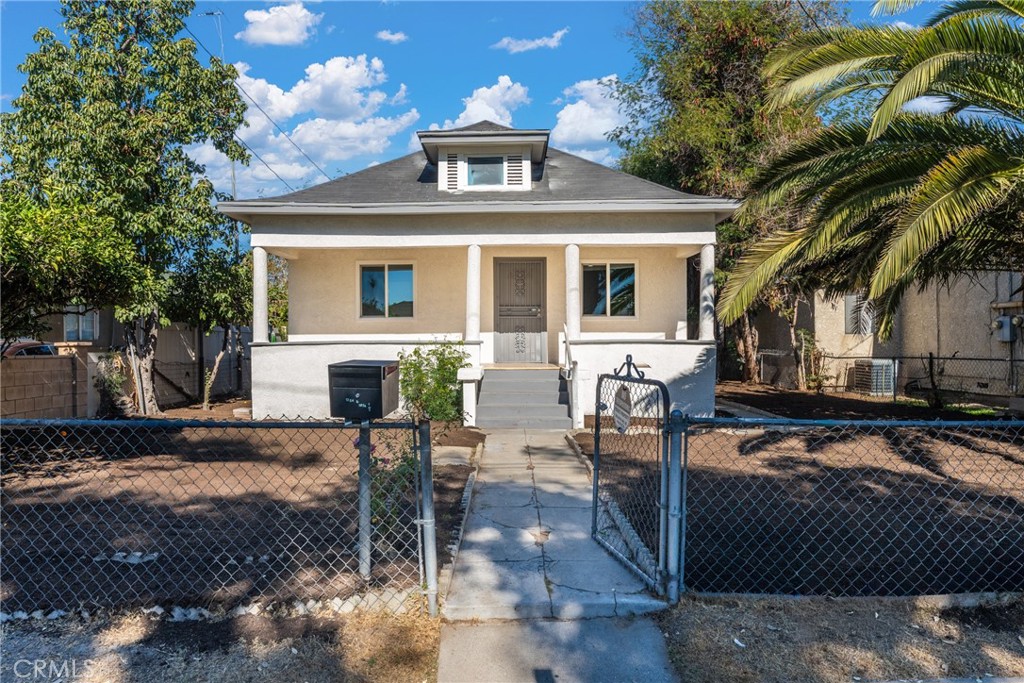 1354 West Congress Street San Bernardino, CA 92410 - Photo 2 of 29