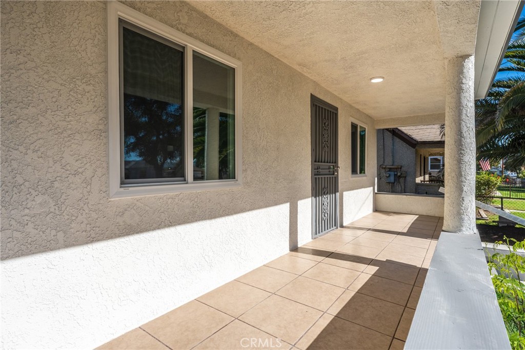 1354 West Congress Street San Bernardino, CA 92410 - Photo 4 of 29