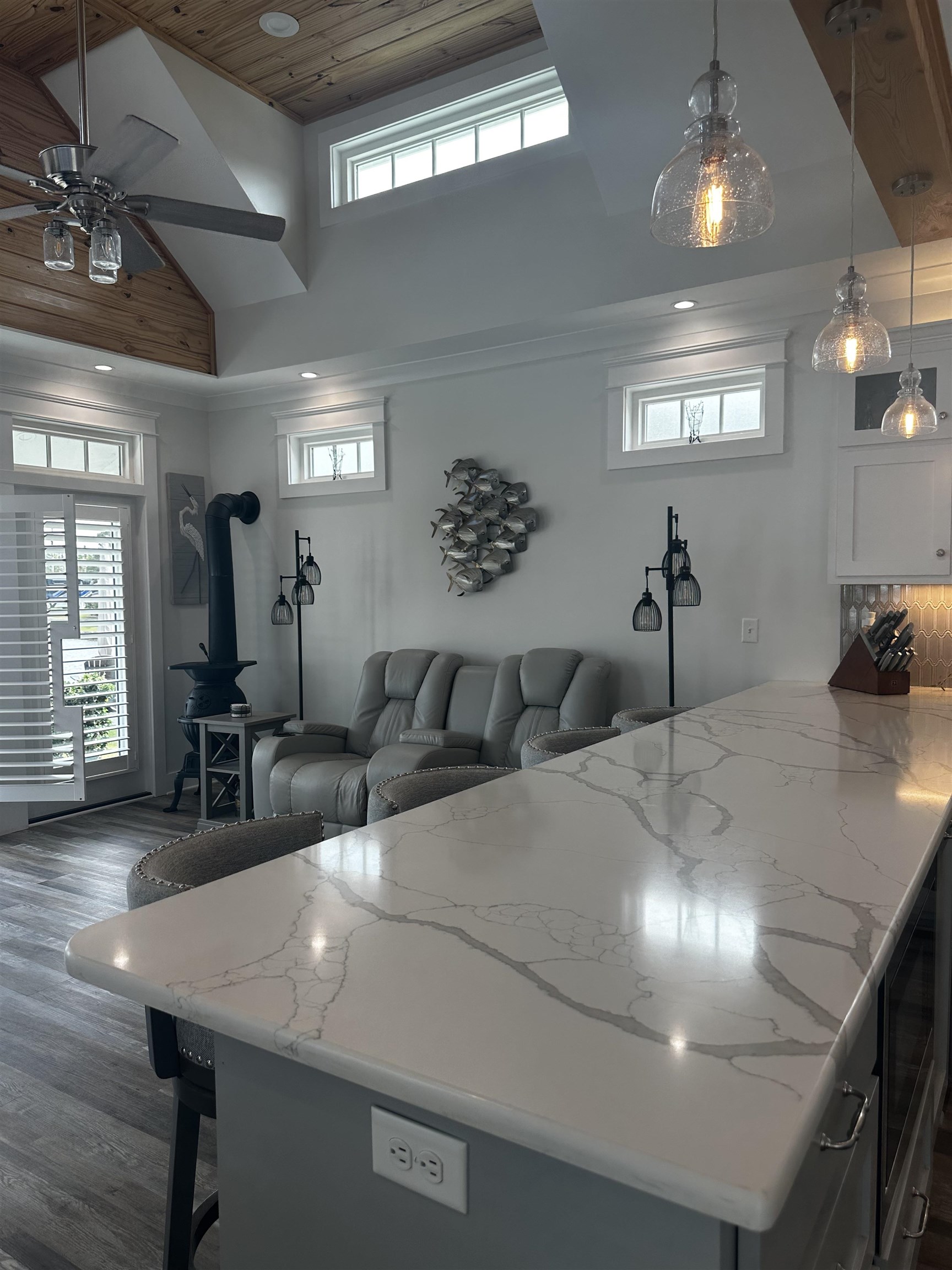 28058 Migratory Way, Unit 100 Elberta, AL 36530 - Photo 33 of 83 Living Room