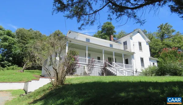 $350,000 | 740 Canal Street, Scottsville, VA 24590