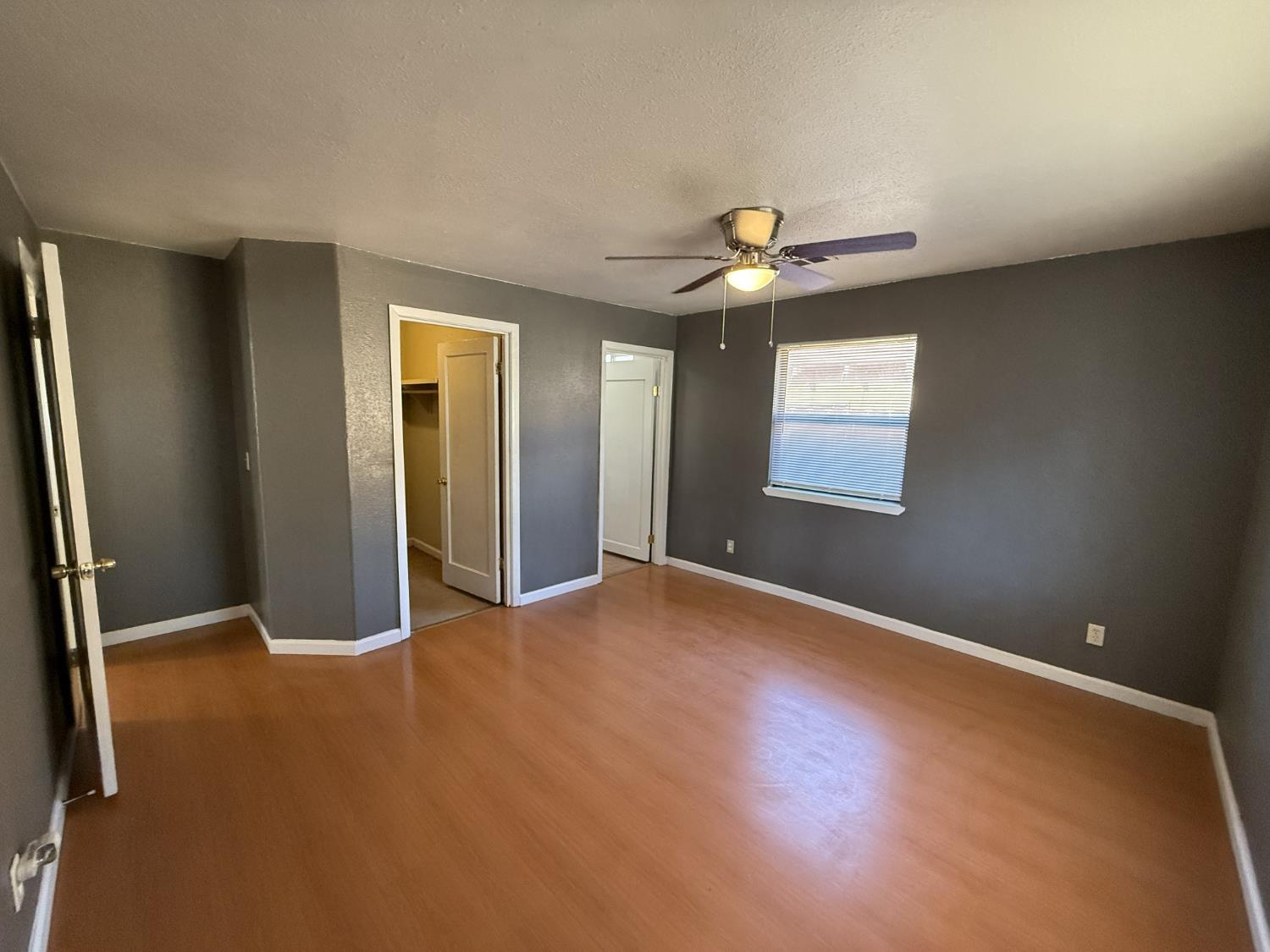 405 Colorado Avenue Modesto, CA 95351 - Photo 23 of 33 a view of an empty room with a window