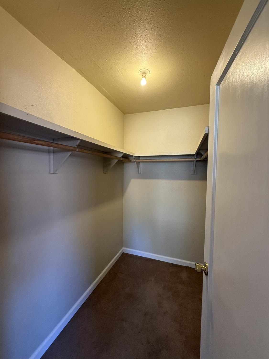 405 Colorado Avenue Modesto, CA 95351 - Photo 24 of 33 a view of an empty room