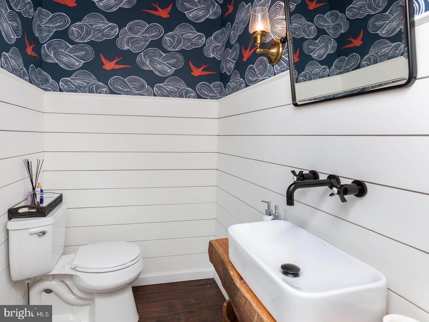 420 Littlebrook Road Berwyn, PA 19312 - Photo 12 of 36 POWDER ROOM