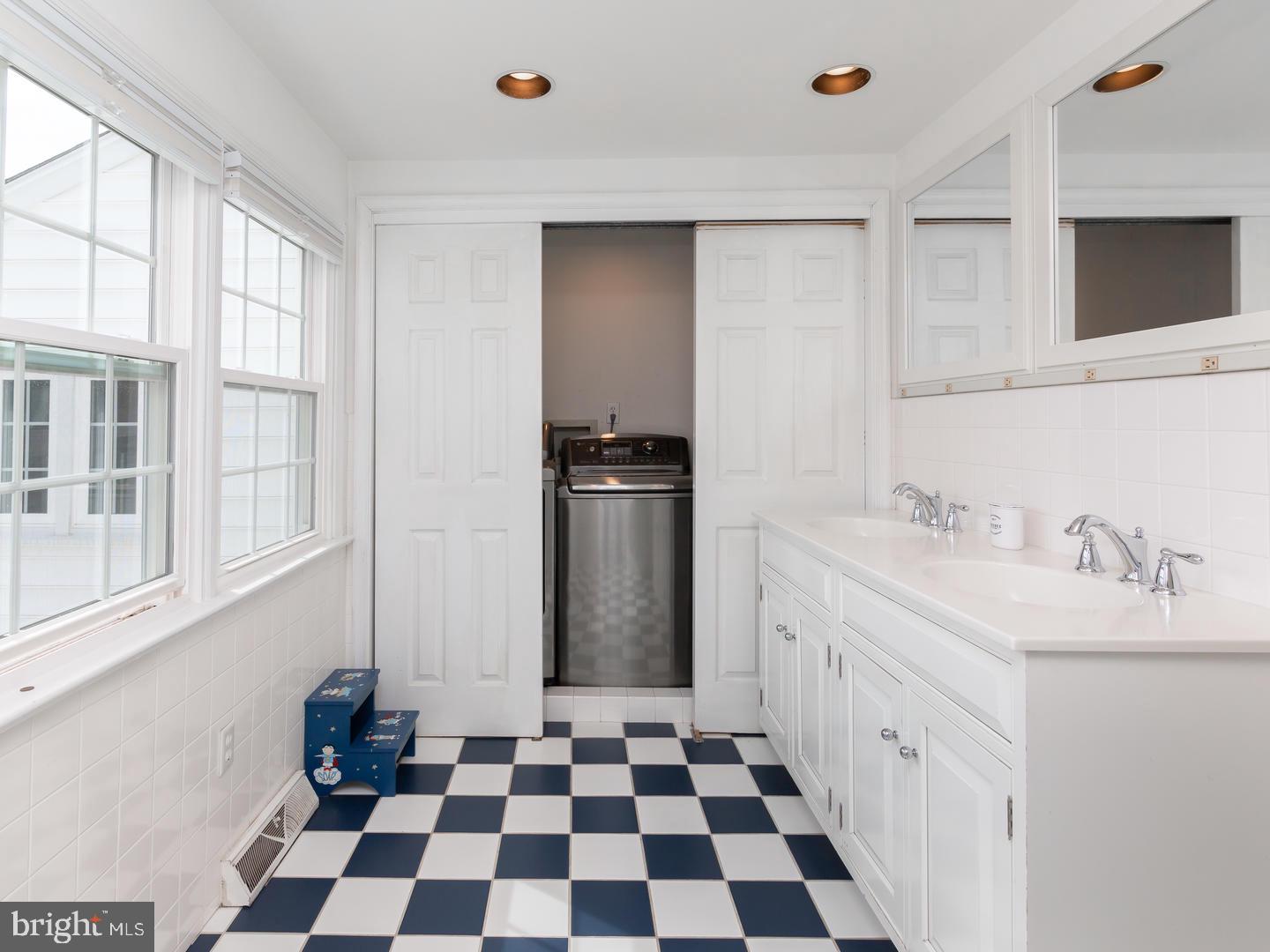 420 Littlebrook Road Berwyn, PA 19312 - Photo 32 of 36 BATH 3