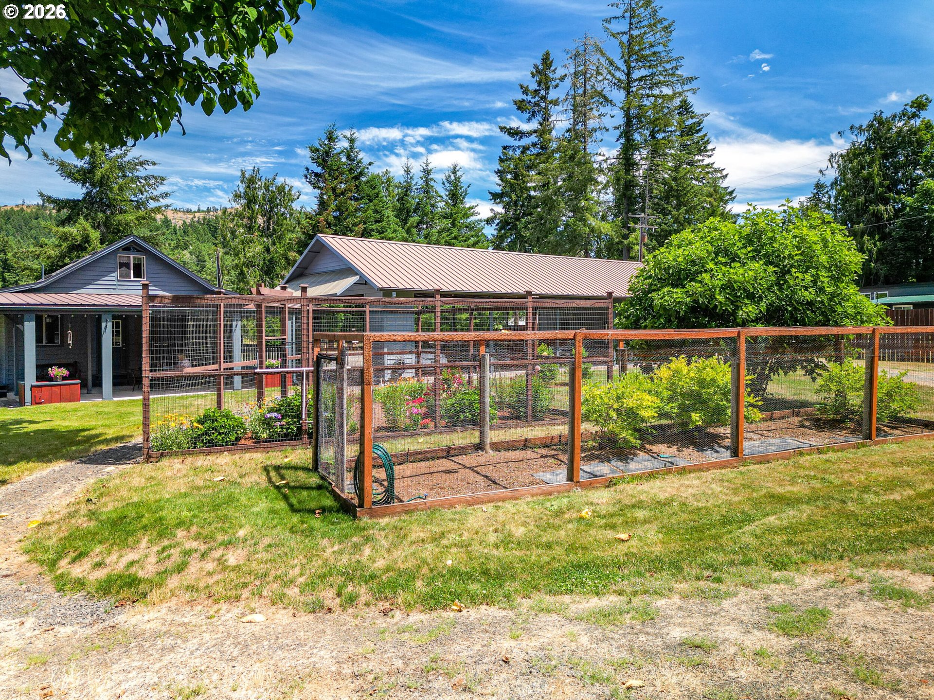 81018 Lost Creek Road Dexter, OR 97431 - Photo 2 of 39 Garden