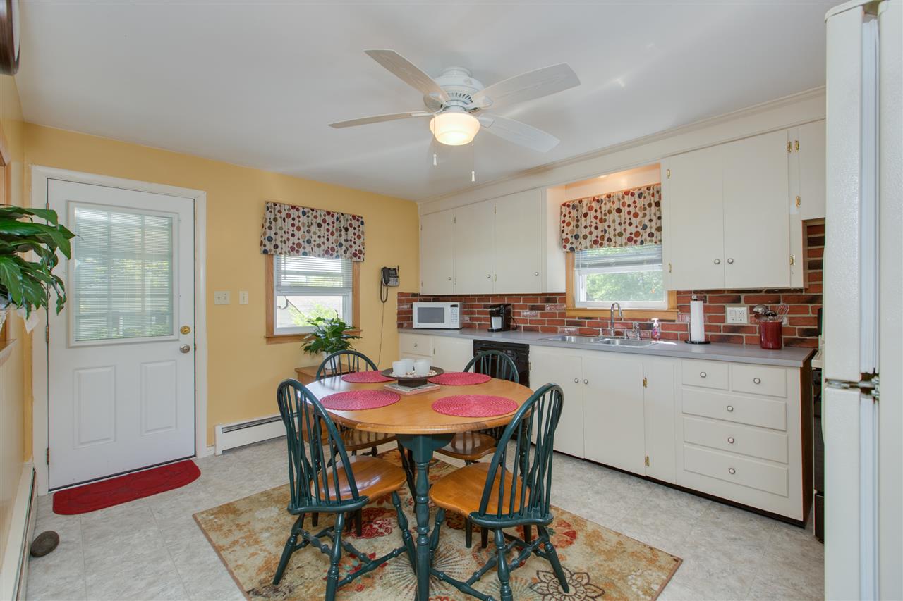25 South Wilson Street Manchester, NH 03103 - Photo 2 of 38