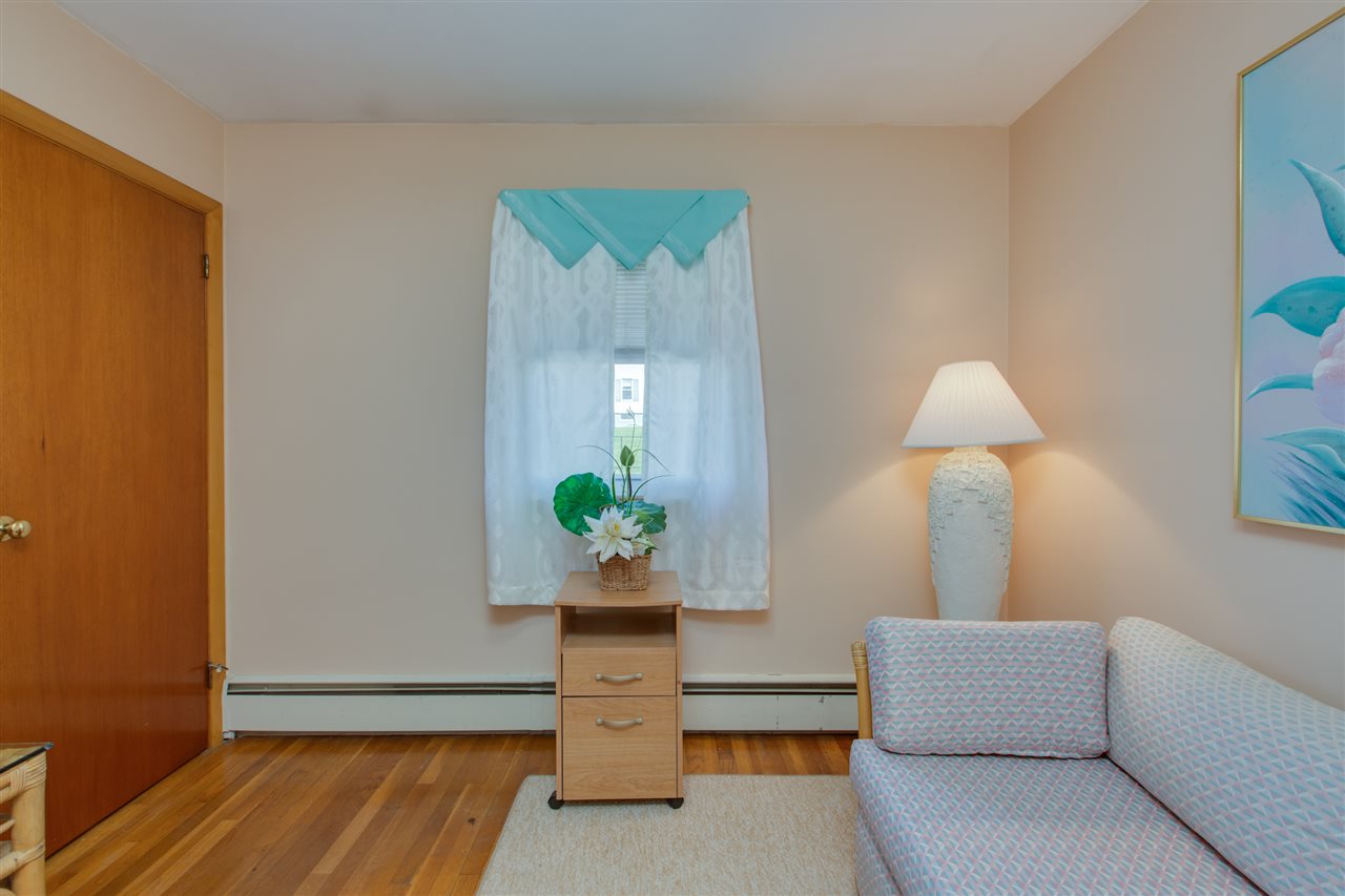 25 South Wilson Street Manchester, NH 03103 - Photo 16 of 38