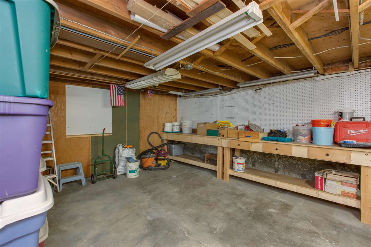 25 South Wilson Street Manchester, NH 03103 - Photo 23 of 38