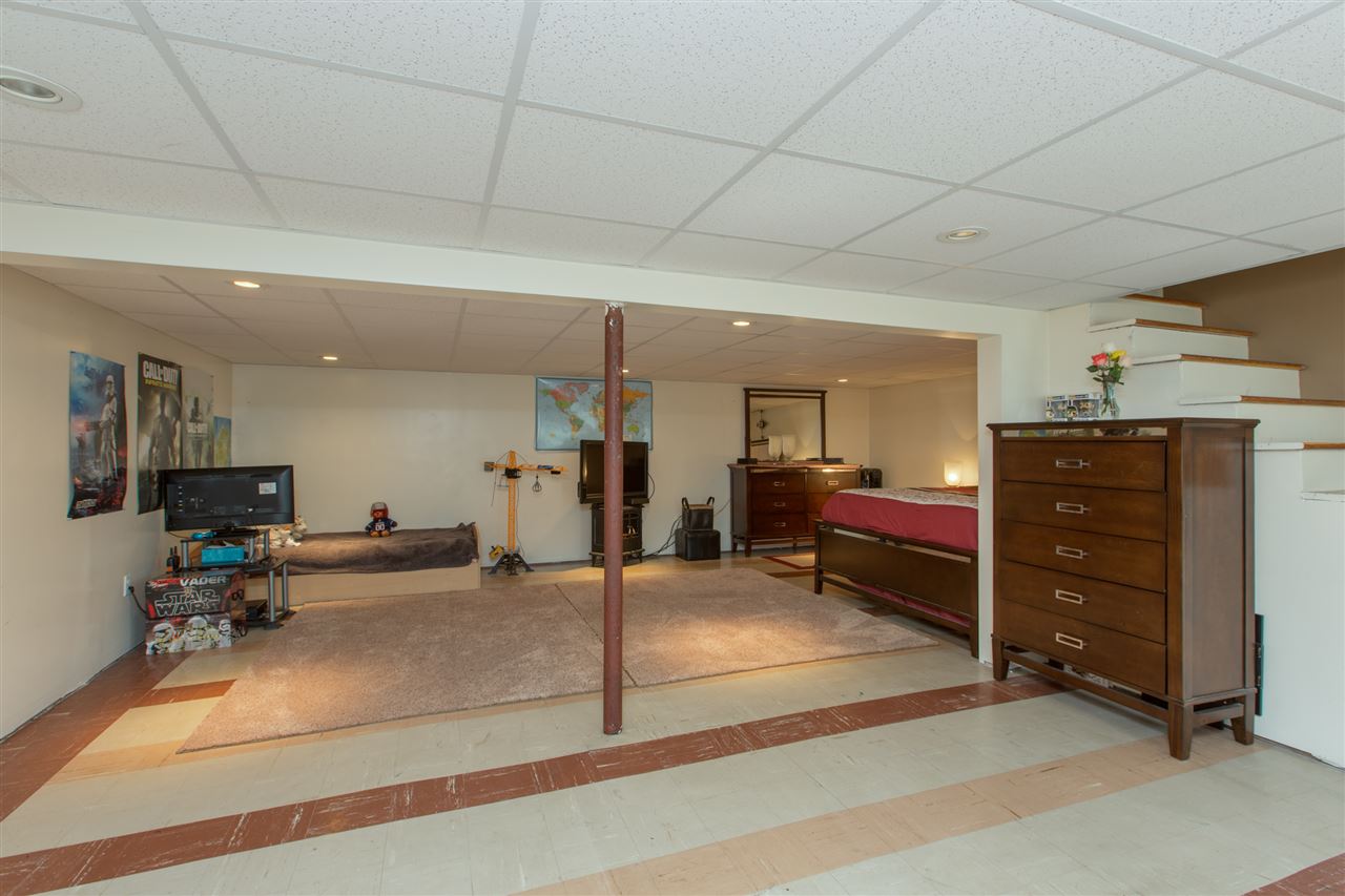 25 South Wilson Street Manchester, NH 03103 - Photo 25 of 38