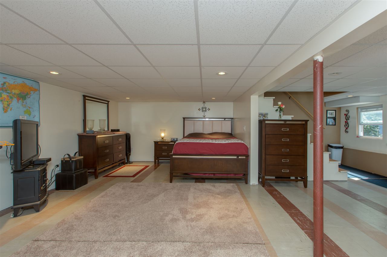 25 South Wilson Street Manchester, NH 03103 - Photo 26 of 38