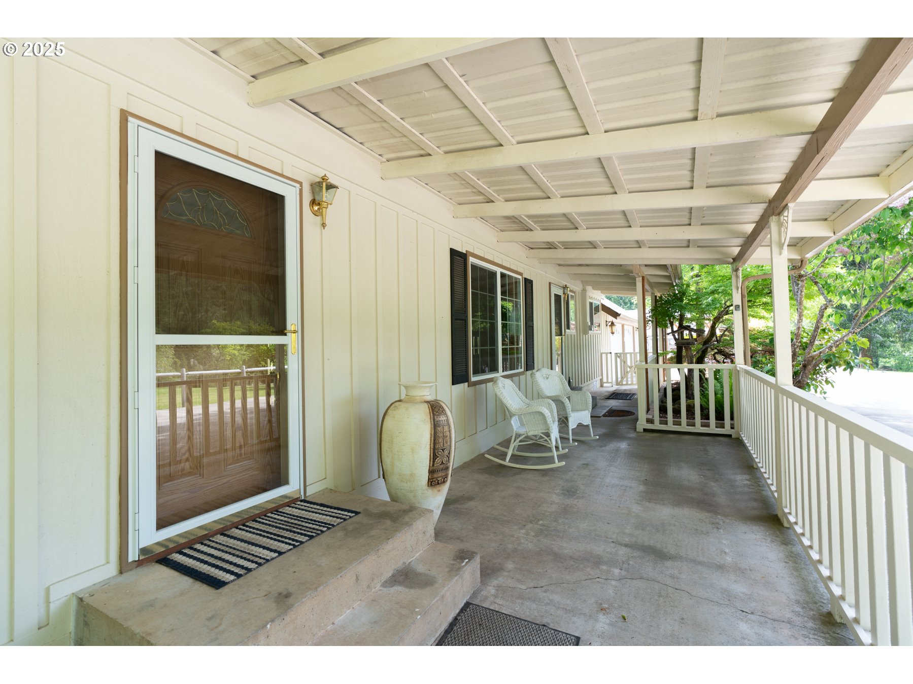 77690 Brock Road Oakridge, OR 97463 - Photo 22 of 45 a view of porch with seating space