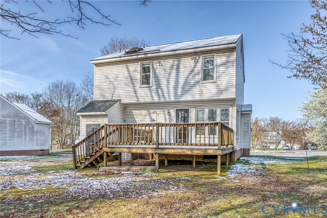 9301 Brocket Drive Midlothian, VA 23112 - Photo 26 of 27 a view of a house with a yard and sitting area