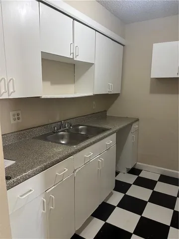 $1,200 | 1940 Pace Boulevard, New Orleans, LA 70114