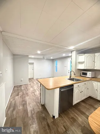 $2,875 | 125 Maple Street, Conshohocken, PA 19428