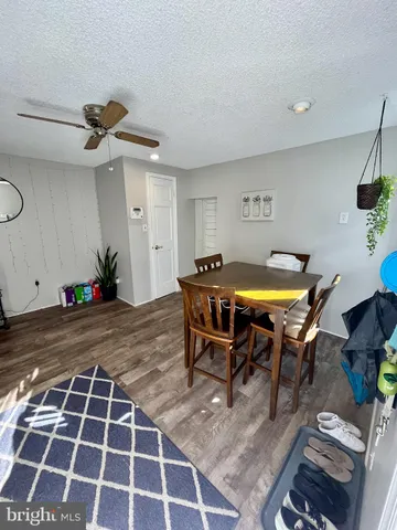 $3,000 | 125 Maple Street, Conshohocken, PA 19428