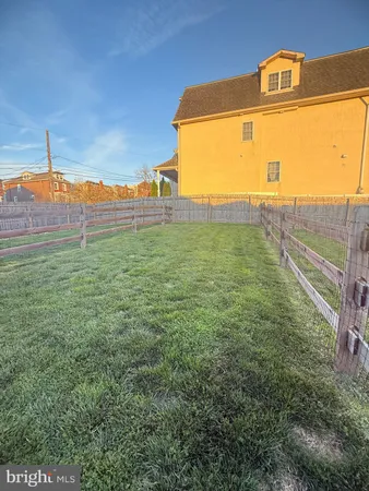 $2,875 | 125 Maple Street, Conshohocken, PA 19428