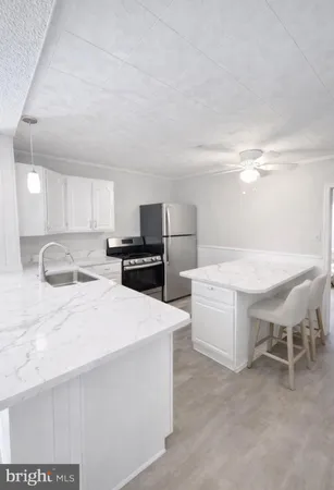 $3,000 | 125 Maple Street, Conshohocken, PA 19428