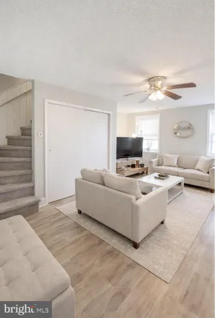 $3,000 | 125 Maple Street, Conshohocken, PA 19428