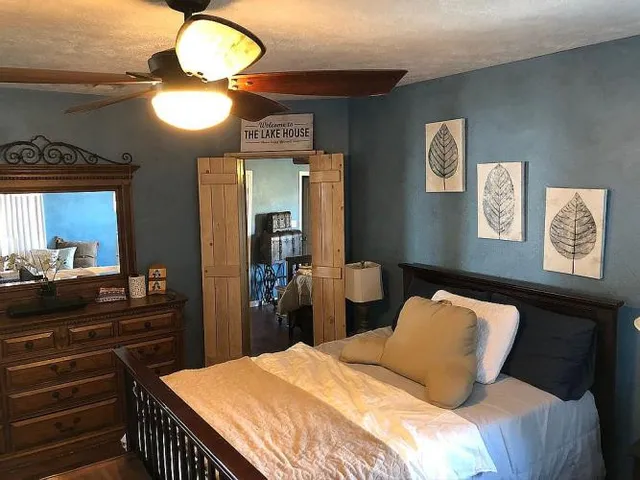 $2,100,000 | 1470 16 Road, Loma, CO 81524