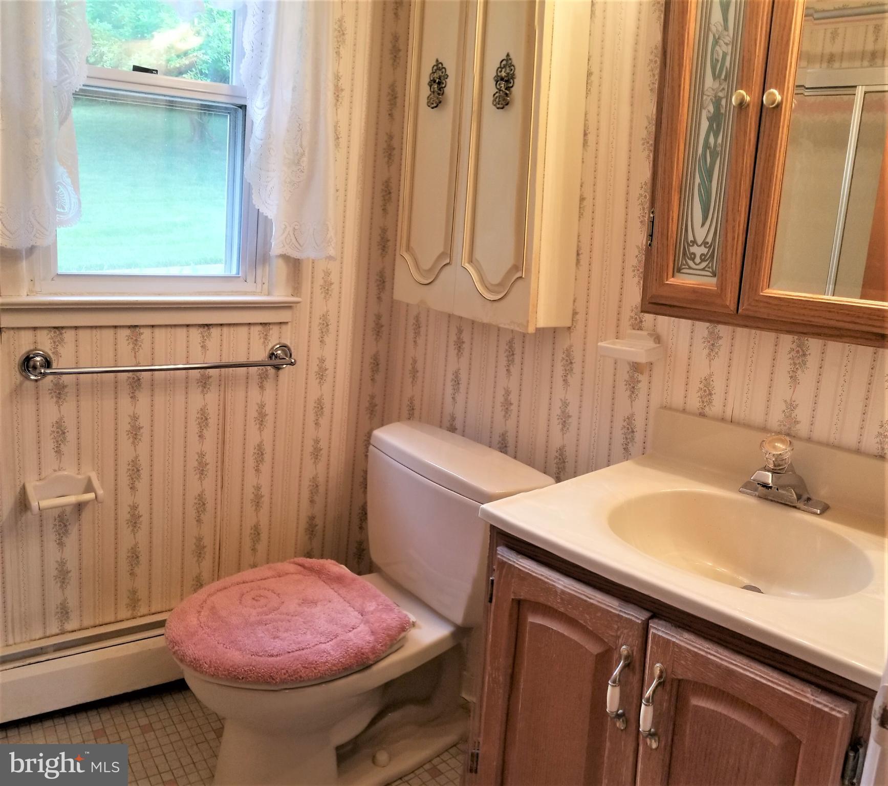 14320 Fullerton Road Woodbridge, VA 22193 - Photo 14 of 24 Gallery Image 14