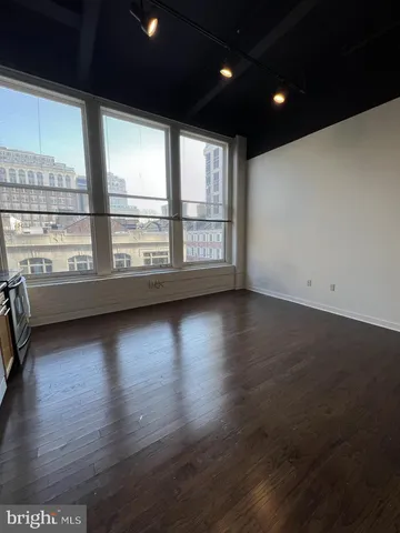 $1,600 | 801 Walnut Street, Unit 302, Philadelphia, PA 19107