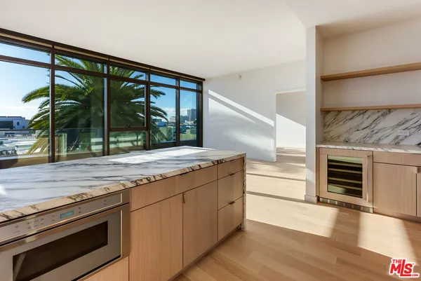 $25,000 | 700 Broadway, Unit PH 715, Santa Monica, CA 90401