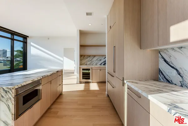 $25,000 | 700 Broadway, Unit PH 715, Santa Monica, CA 90401