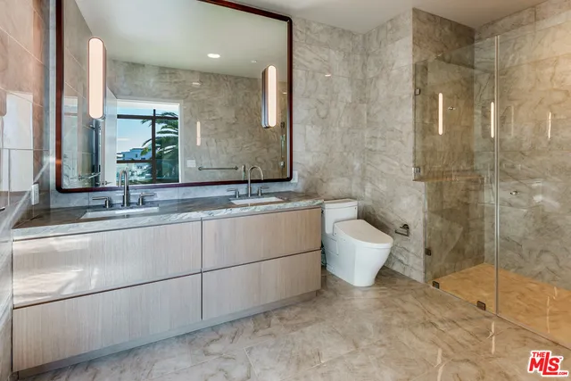 $25,000 | 700 Broadway, Unit PH 715, Santa Monica, CA 90401