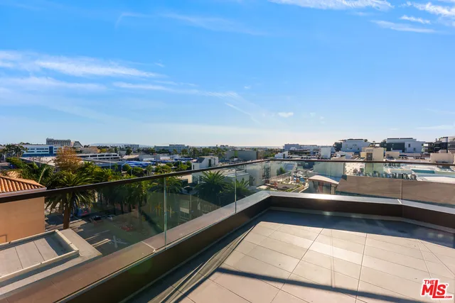 $25,000 | 700 Broadway, Unit PH 715, Santa Monica, CA 90401