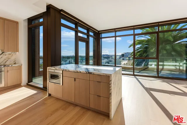 $25,000 | 700 Broadway, Unit PH 715, Santa Monica, CA 90401