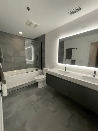 $3,200 | 1301 West Madison Street, Unit 514, Chicago, IL 60607