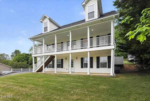 $450,000 | 157 Stoneybrook Drive, Abingdon, VA 24210