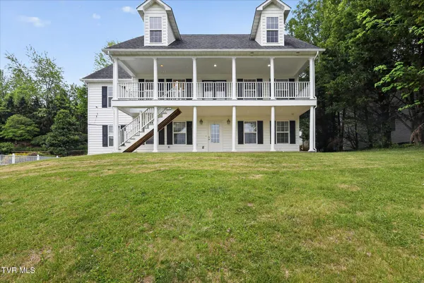 $450,000 | 157 Stoneybrook Drive, Abingdon, VA 24210