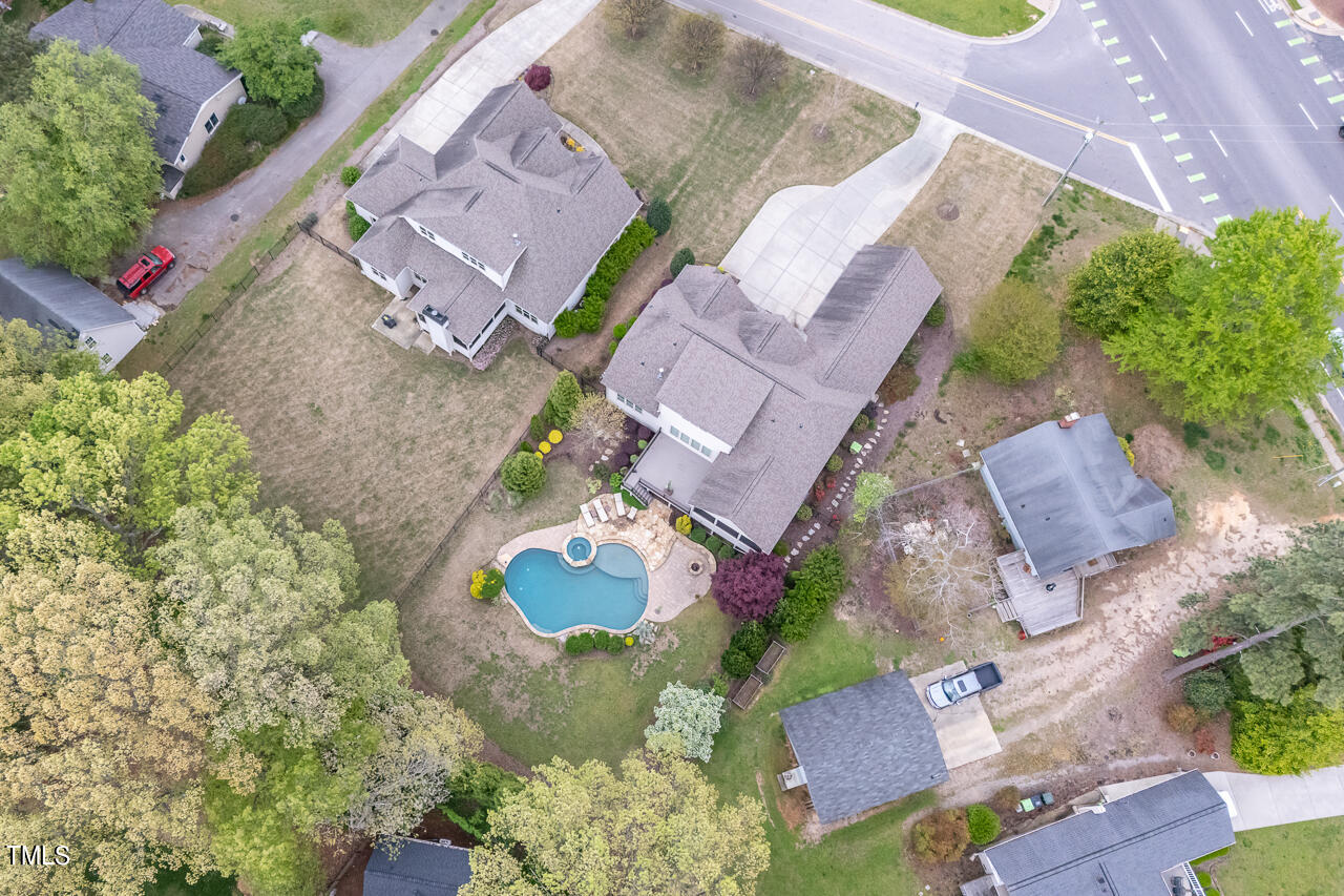 3601 Laurel Hills Road Raleigh, NC 27612 - Photo 3 of 77 3601-laurel-hills-mls-8