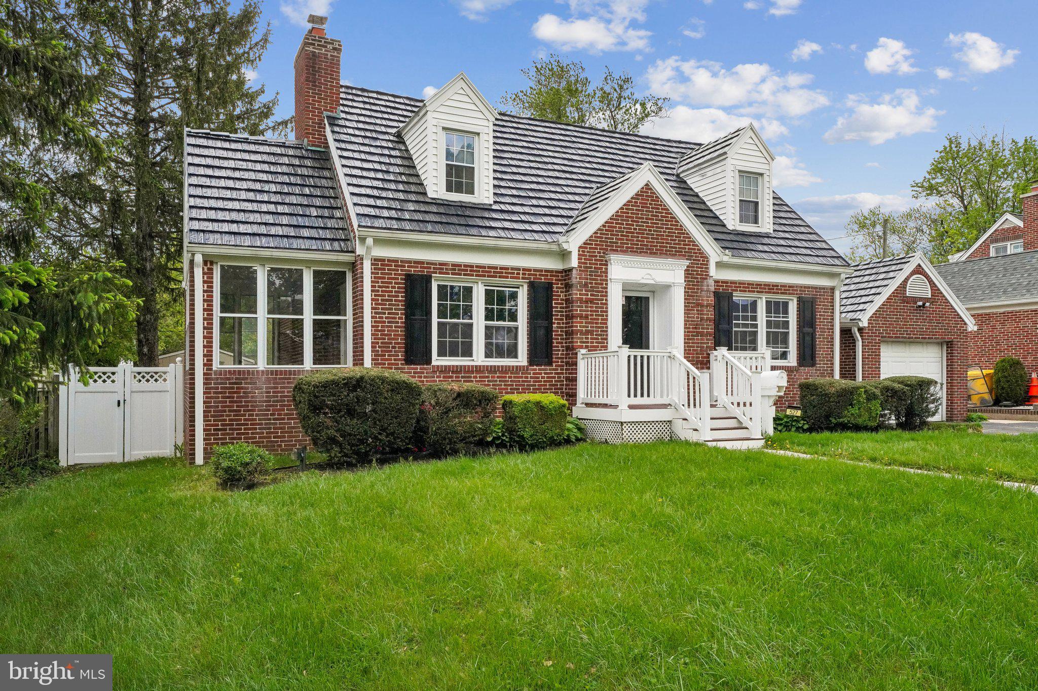 527 Forest View Road Linthicum Heights, MD 21090 - Photo 2 of 29 Gallery Image 2