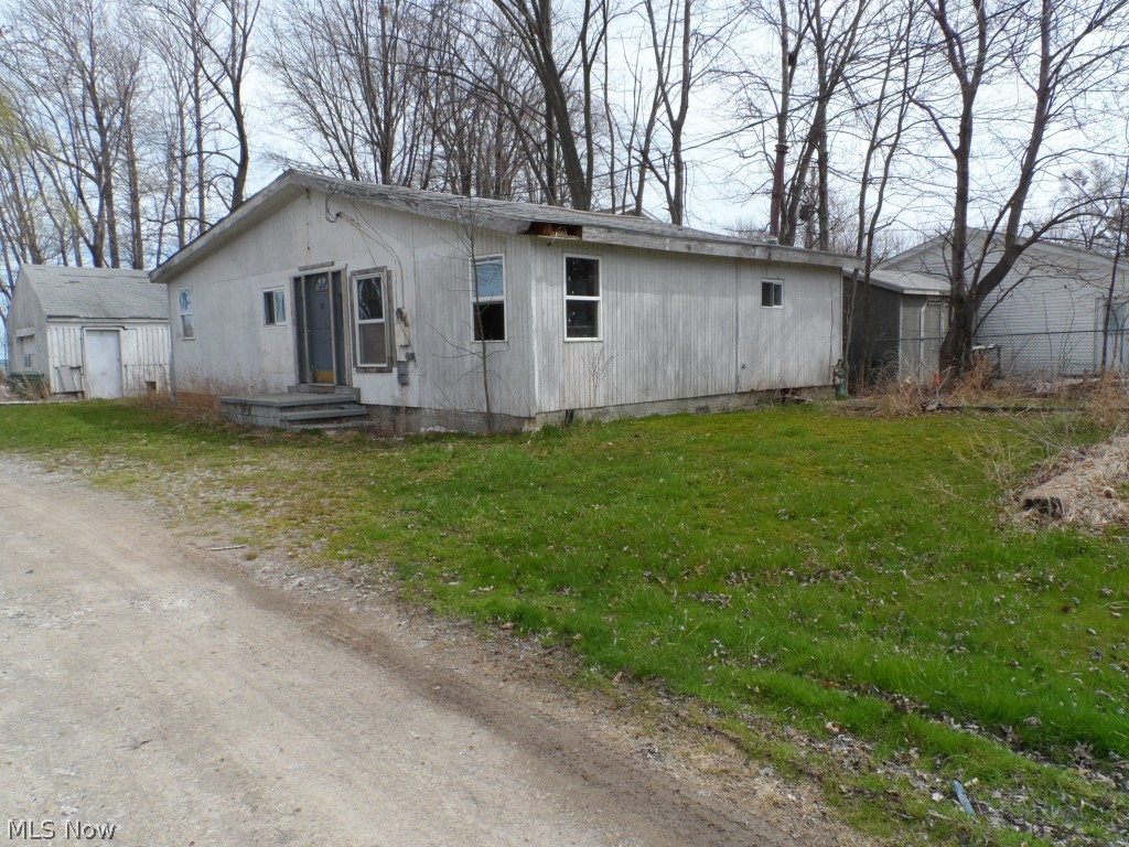 6223 Lake Road West Ashtabula, OH 44004 - Photo 6 of 10 Gallery Image 6