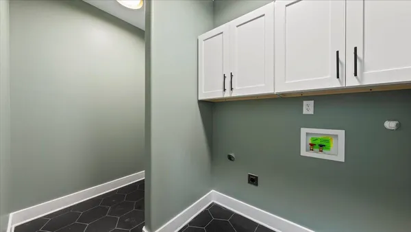 $2,495 | 1068 Bruce Street, Memphis, TN 38104