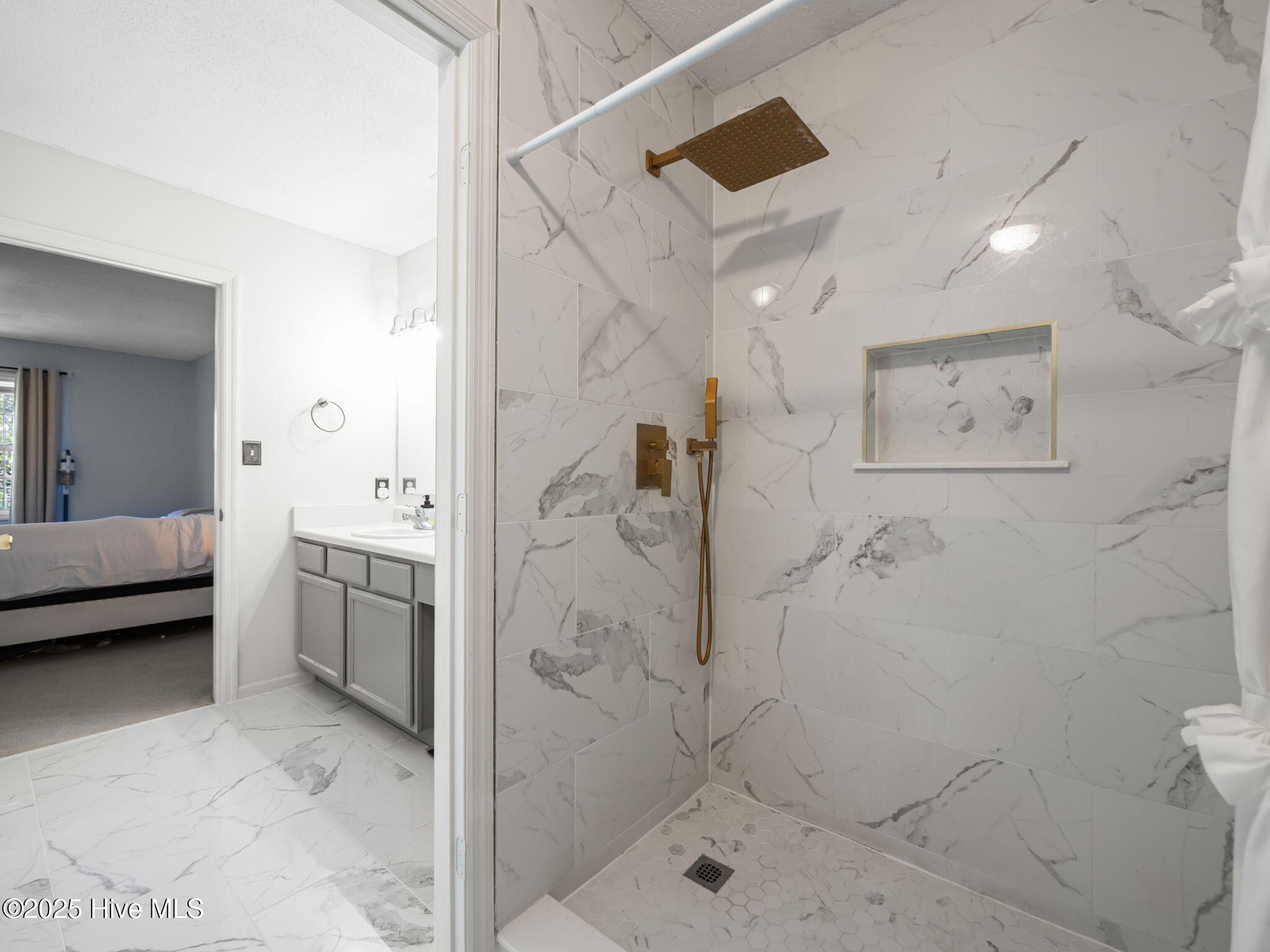 131 Spain Drive Hubert, NC 28539 - Photo 18 of 52 40-web-or-mls-P9031549