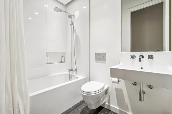 $849,500 | 2201 West Wabansia Avenue, Unit 23, Chicago, IL 60647