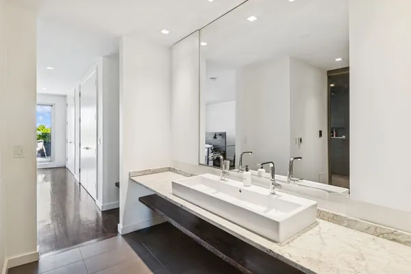 $849,500 | 2201 West Wabansia Avenue, Unit 23, Chicago, IL 60647