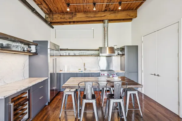 $849,500 | 2201 West Wabansia Avenue, Unit 23, Chicago, IL 60647