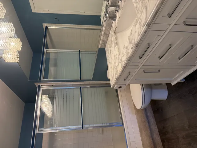 $2,100 | 210 Shadybrook Lane, Aurora, IL 60504