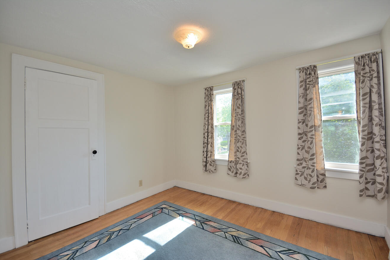 357 North 60th Street Milwaukee, WI 53213 - Photo 17 of 36 Bedroom 3