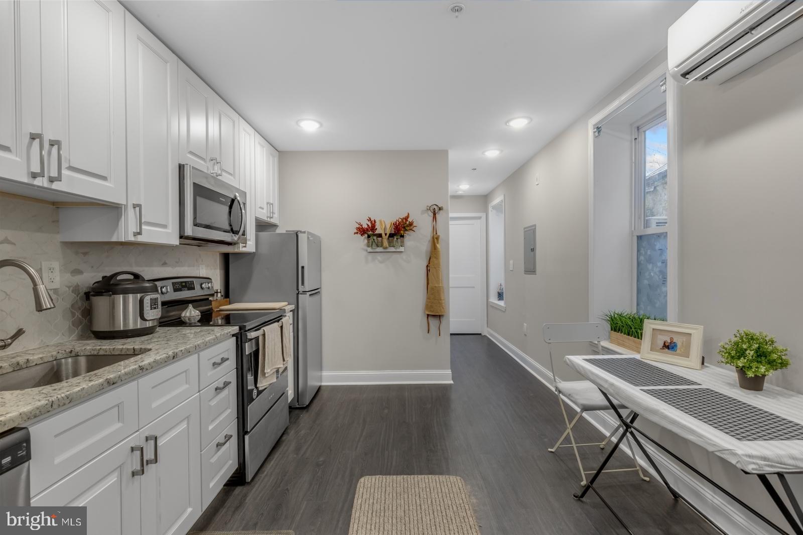 624 North 35th Street, Unit 2 Philadelphia, PA 19104 - Photo 1 of 13