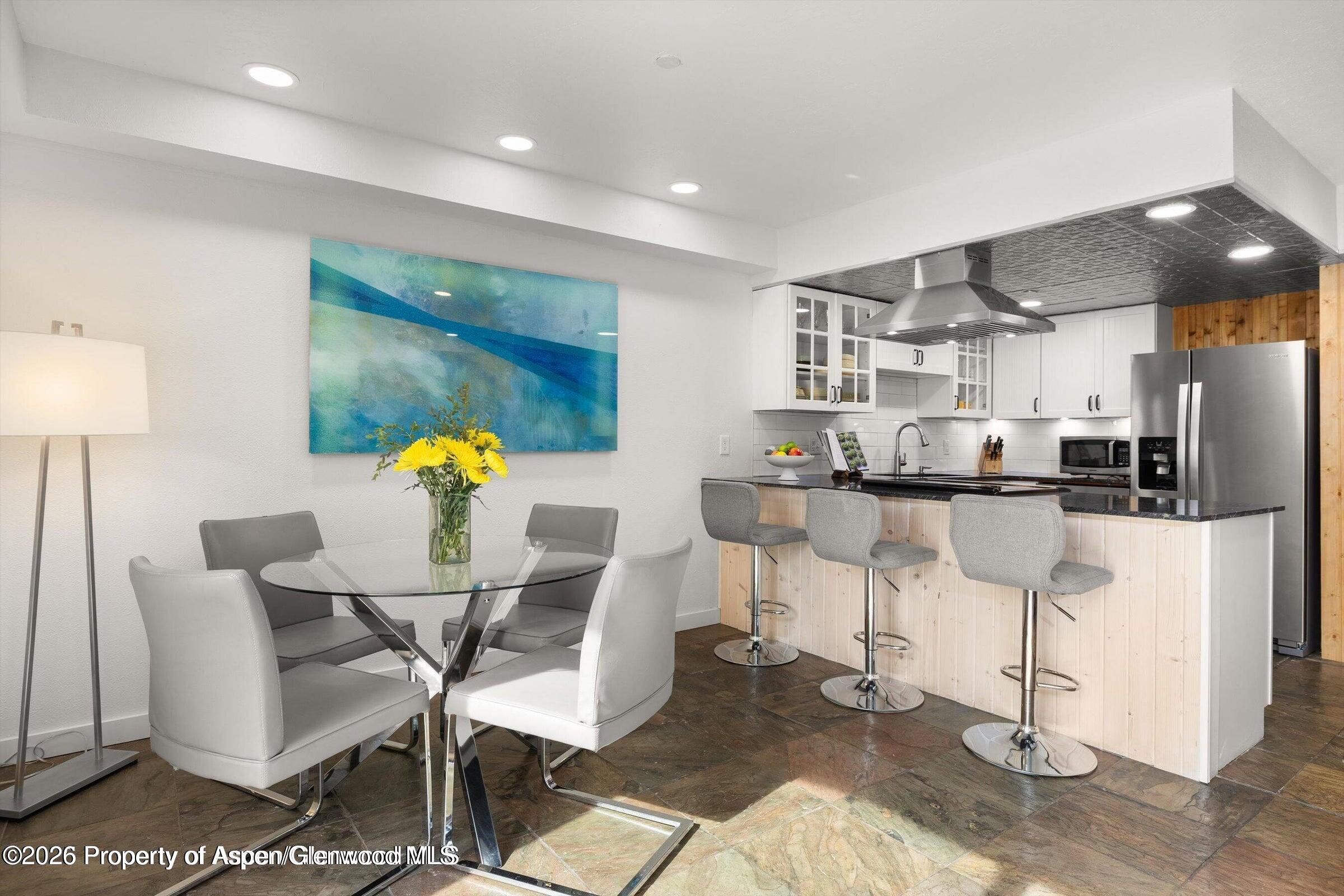 100 Midland Avenue, Unit 106 Basalt, CO 81621 - Photo 4 of 12 Dining